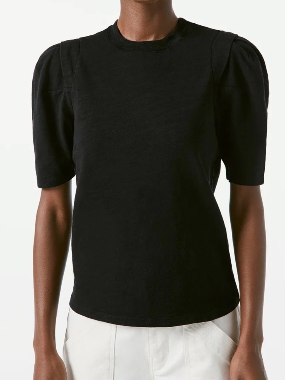 Frame Pleated Panel Tee in Noir